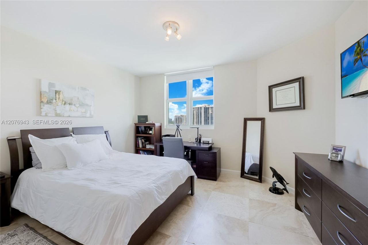 3301 NE 183rd St , Unit 1607, Aventura, FL 33160 Photo