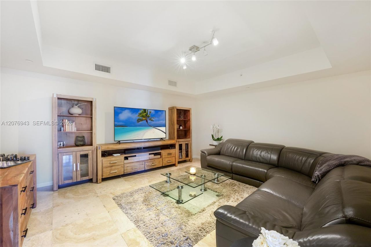 3301 NE 183rd St , Unit 1607, Aventura, FL 33160 Photo