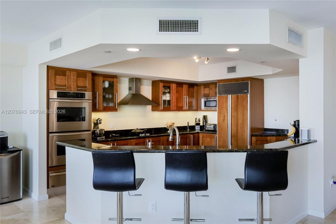 3301 NE 183rd St , Unit 1607, Aventura, FL 33160 Photo
