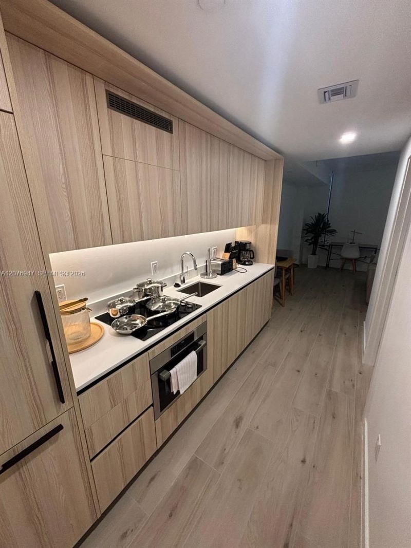 225 N Miami Avenue , Unit 3308, Miami, FL 33128 Photo