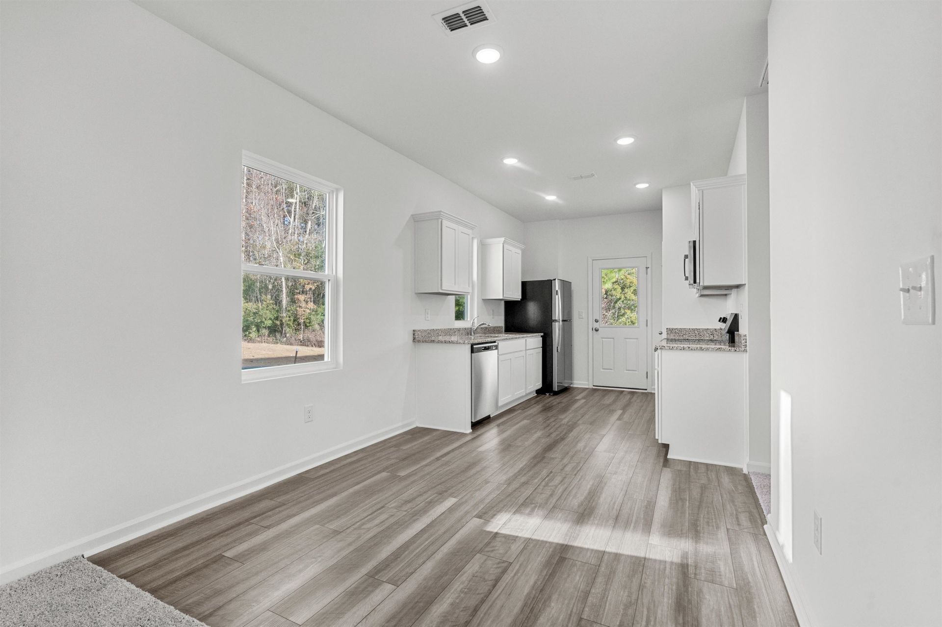 145 Covey Rise Dr Photo 8