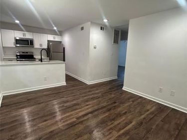 321 E 8th Street, Unit 112, Dallas, TX 75203