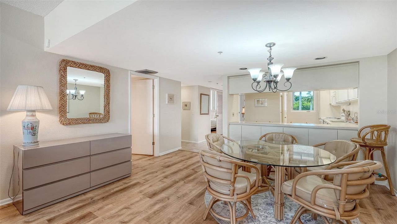 1095 Gulf Of Mexico Drive , Unit 104, Longboat Key, FL 34228 Photo