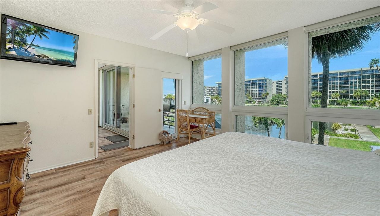1095 Gulf Of Mexico Drive , Unit 104, Longboat Key, FL 34228 Photo