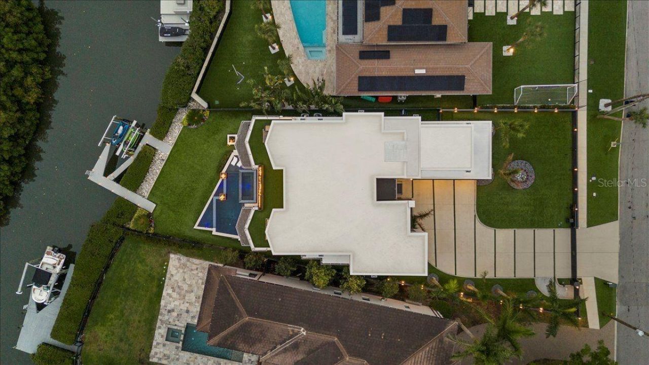 5131 W Neptune Way, Tampa, FL 33609 Photo