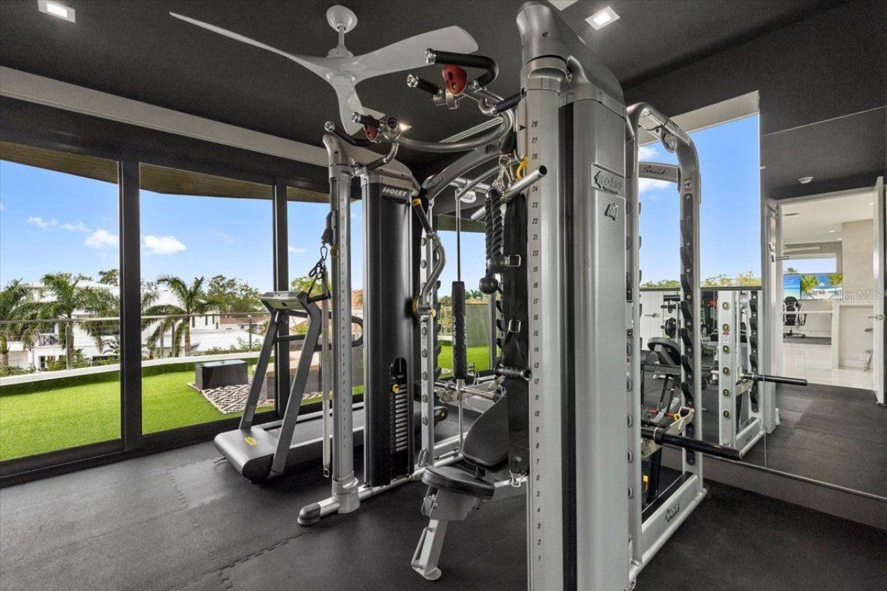 5131 W Neptune Way, Tampa, FL 33609 Photo