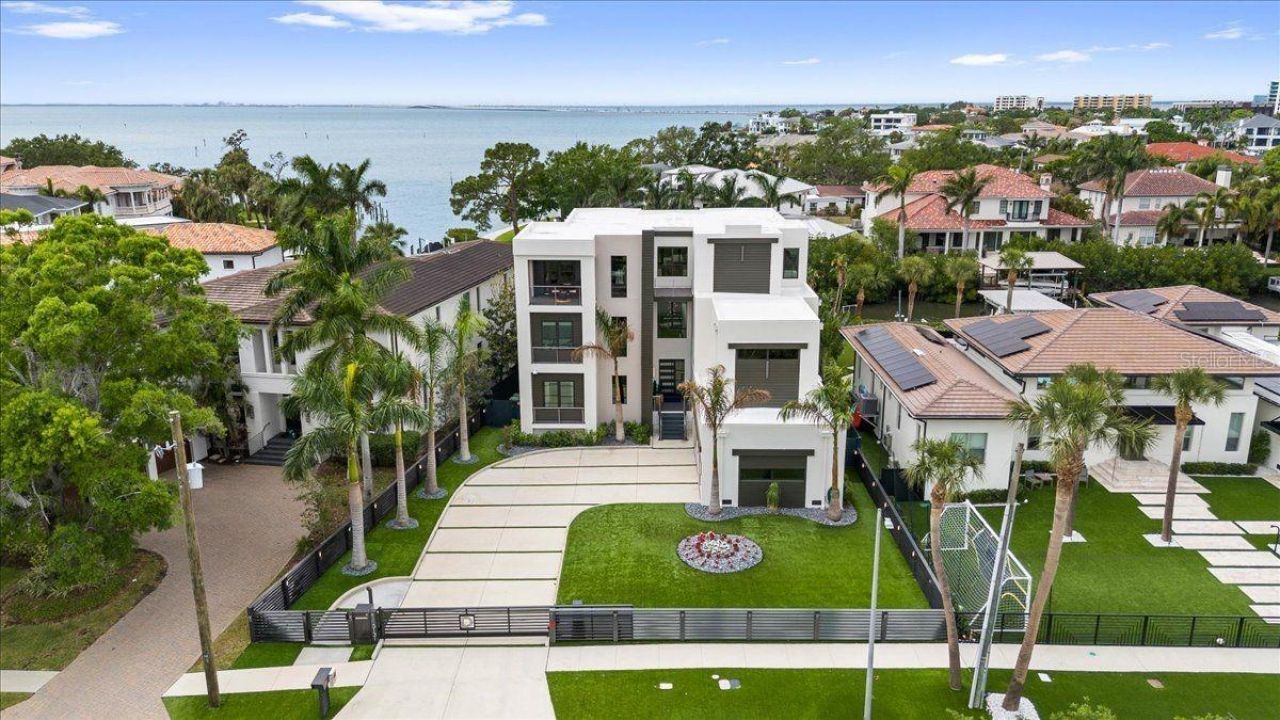 5131 W Neptune Way, Tampa, FL 33609 Photo