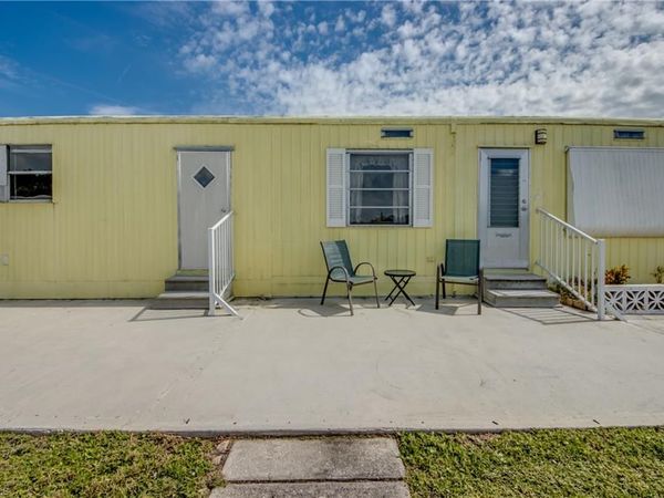 121 Lantern PL , NORTH FORT MYERS, FL 33917