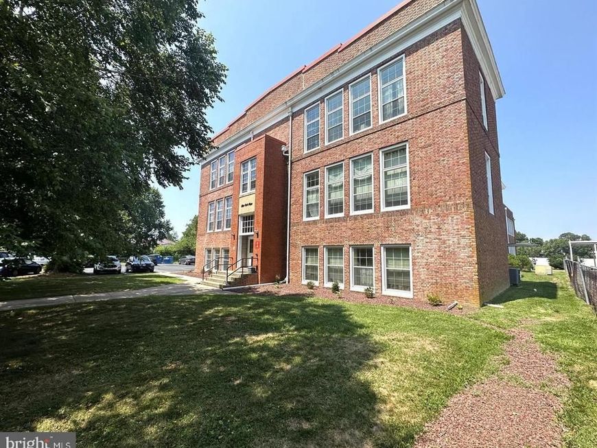 107 N School Street, Unit 2F, Greensboro, MD 21639 Main Photo