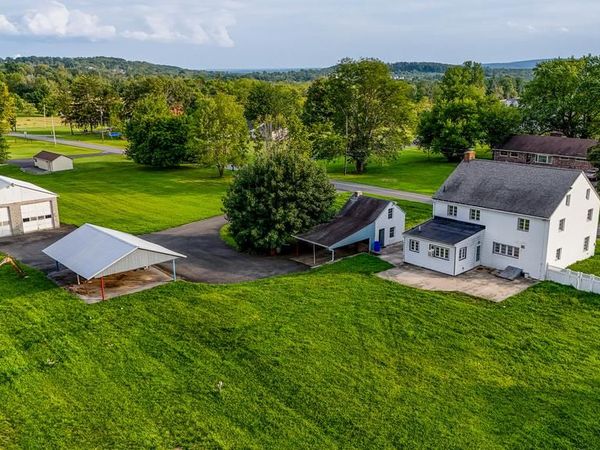 725 EVANS ROAD, POTTSTOWN, PA 19464