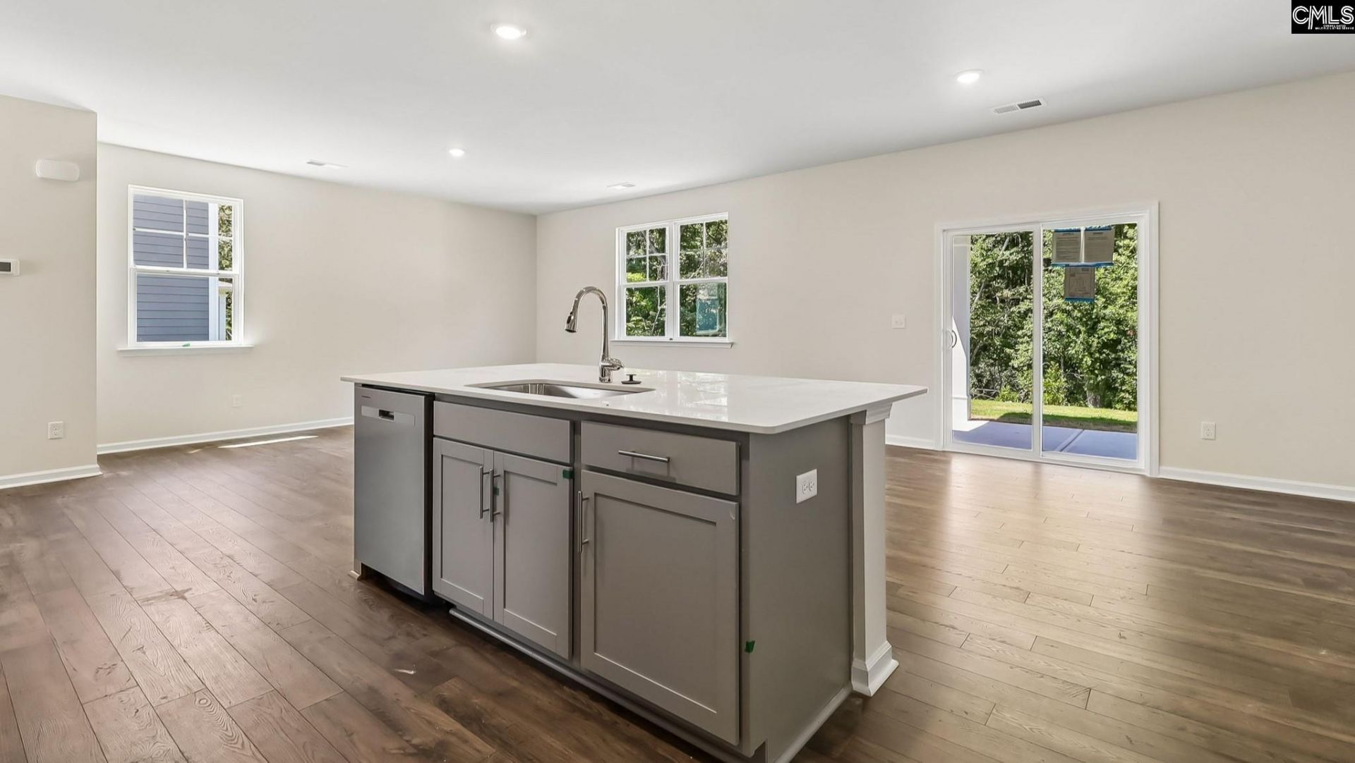 440 Cherrybark Court  Photo 4