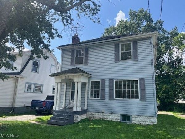 912 S Hawkins Avenue , Akron, OH 44320