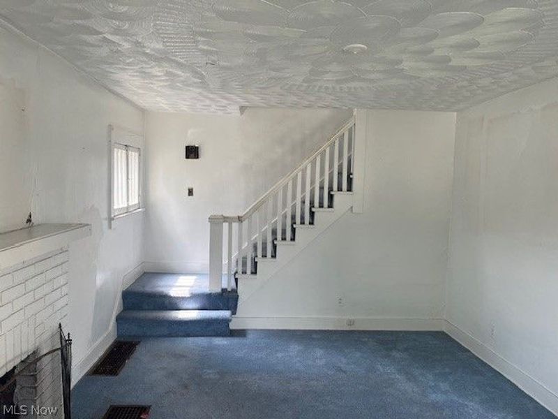 912 S Hawkins Avenue, Akron, OH 44320 Photo 5