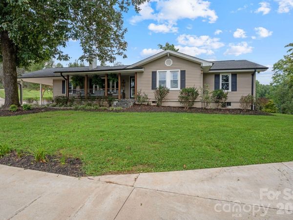 29 Pleasant Hill Road, Marion, NC 28752