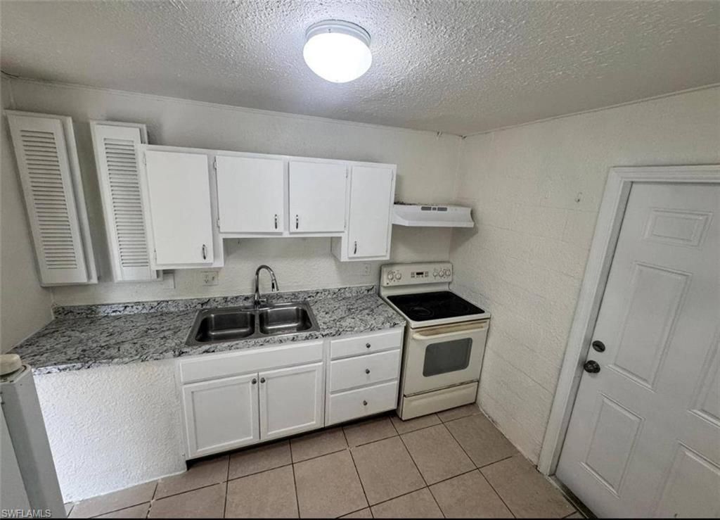 2640 Saint Charles St , Fort Myers, FL 33916 Photo
