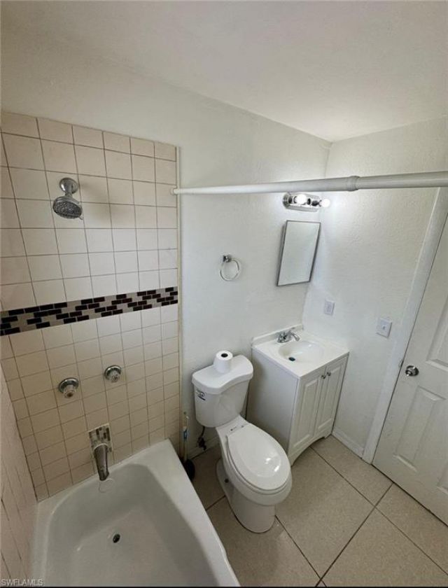 2640 Saint Charles St , Fort Myers, FL 33916 Photo