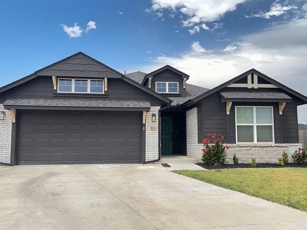 701 Caladium Drive, Yukon, OK 73099