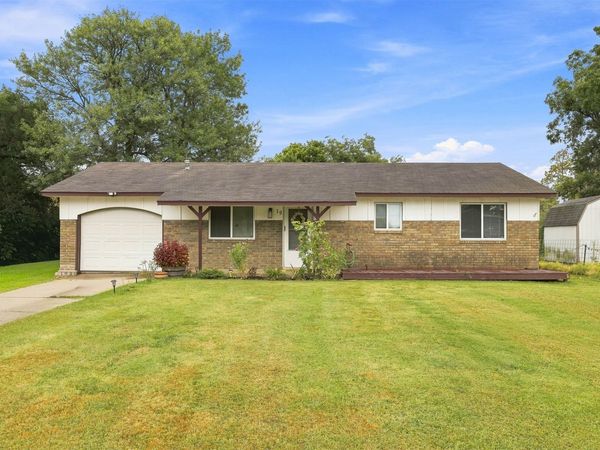 19 S Whitaker Street , Pryor, OK 74361