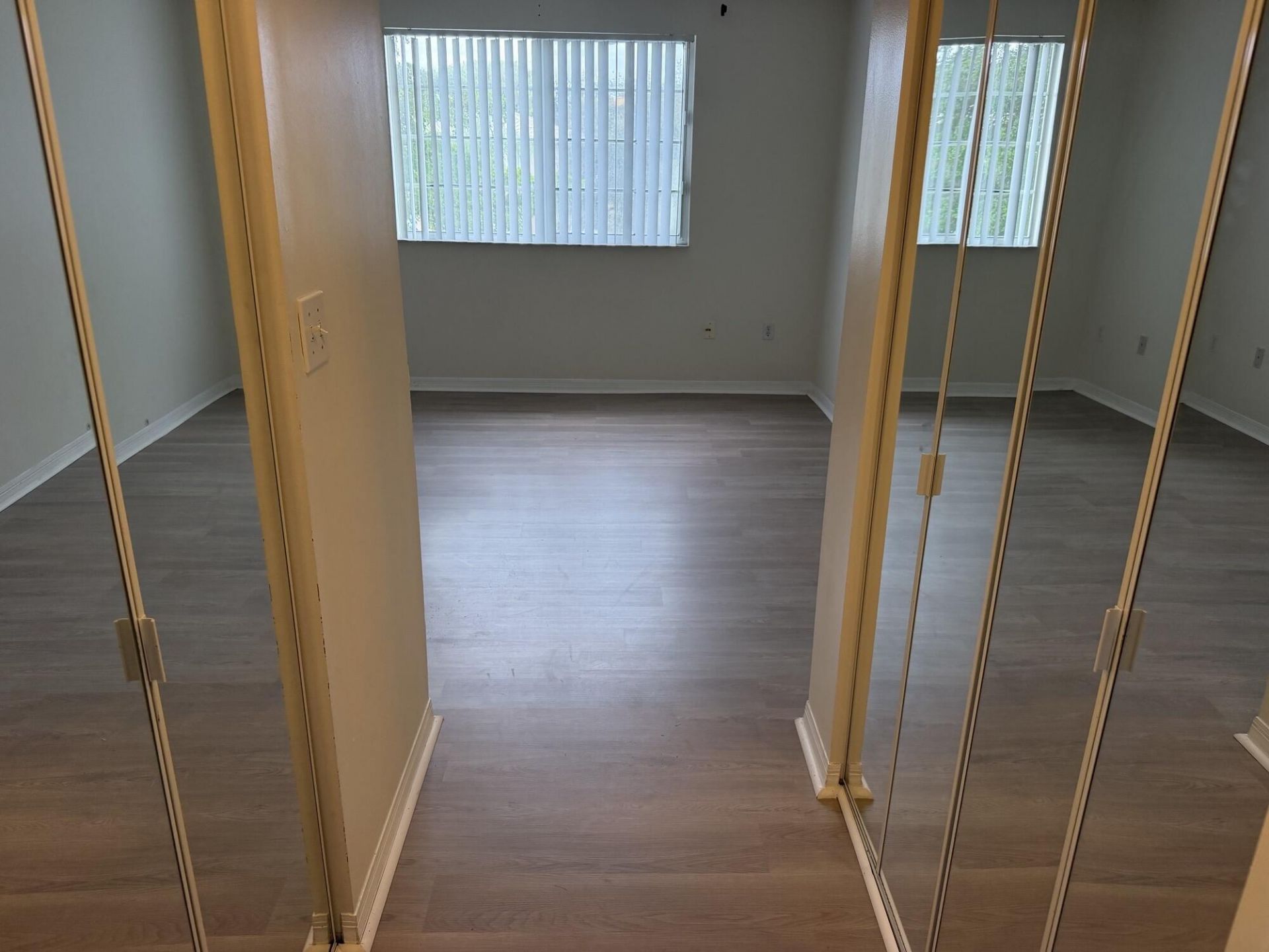 300 Crestwood Court N, Unit 309, Royal Palm Beach, FL 33411 Photo