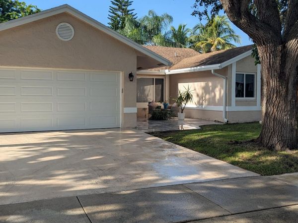 3820 NW 58th Street, Coconut Creek, FL 33073