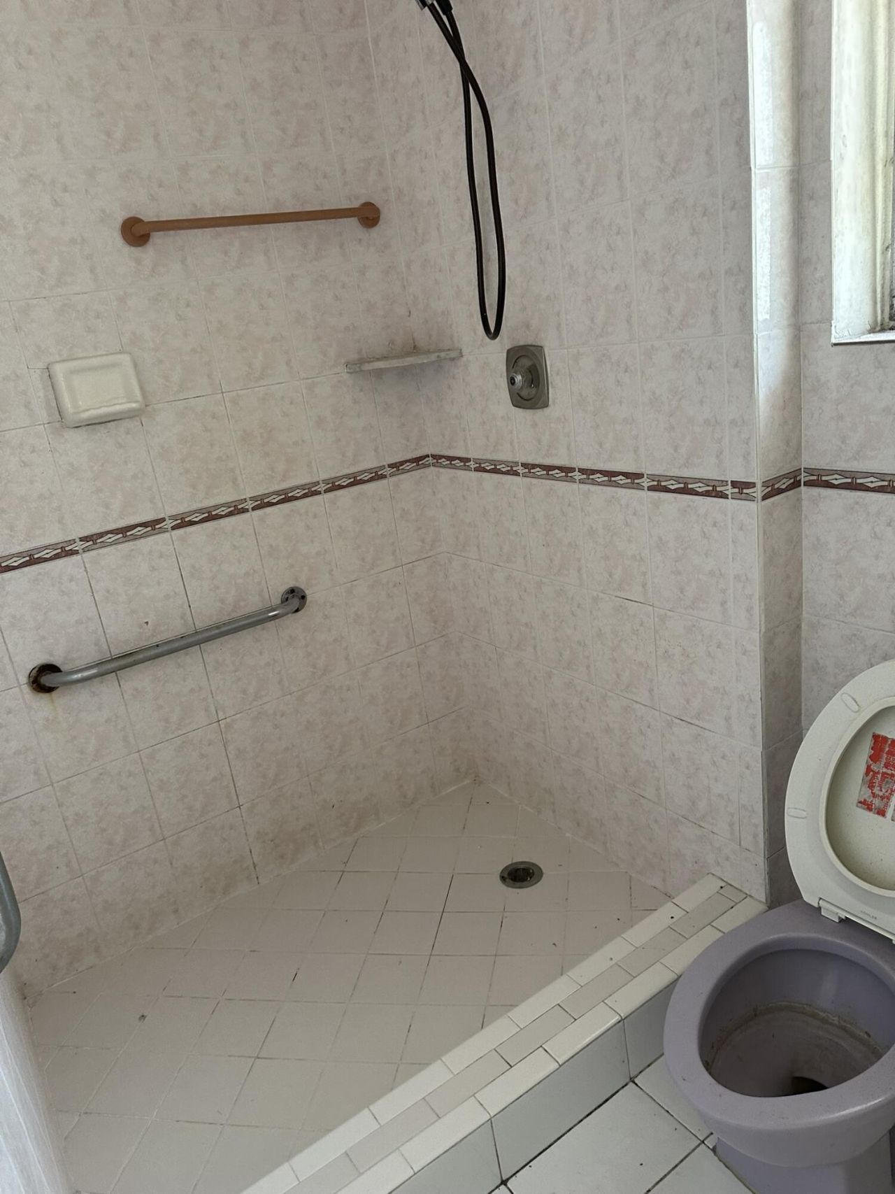 625 Michigan Avenue, Miami Beach, FL 33239 Photo