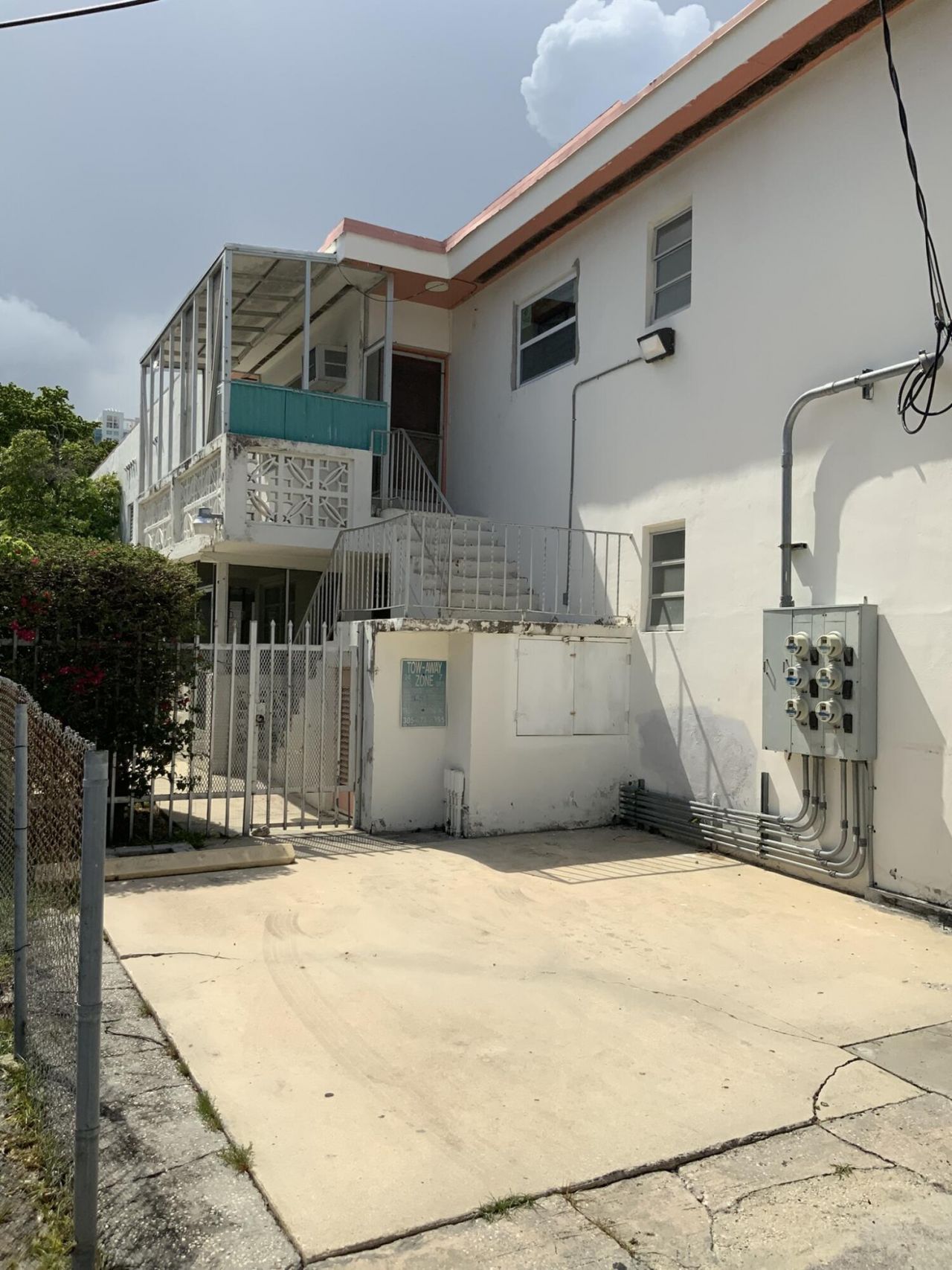 625 Michigan Avenue, Miami Beach, FL 33239 Photo
