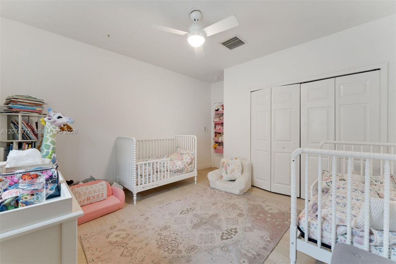 3068 Shipping Avenue , Coconut Grove, FL 33133 Photo