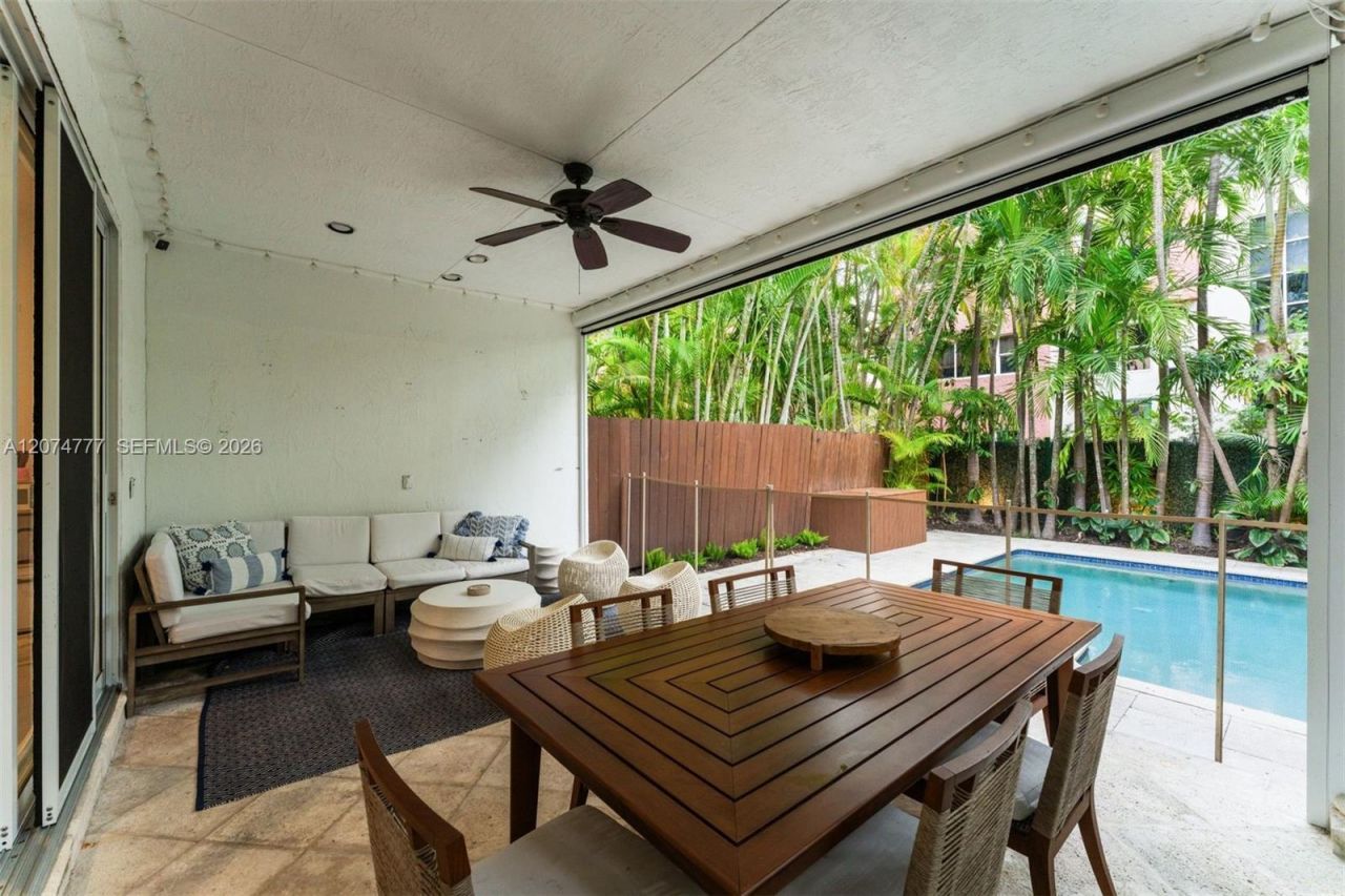 3068 Shipping Avenue , Coconut Grove, FL 33133 Photo