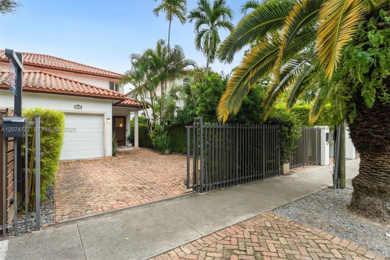 3068 Shipping Avenue , Coconut Grove, FL 33133 Photo