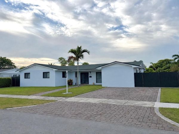 14072 SW 80th St , Miami, FL 33183