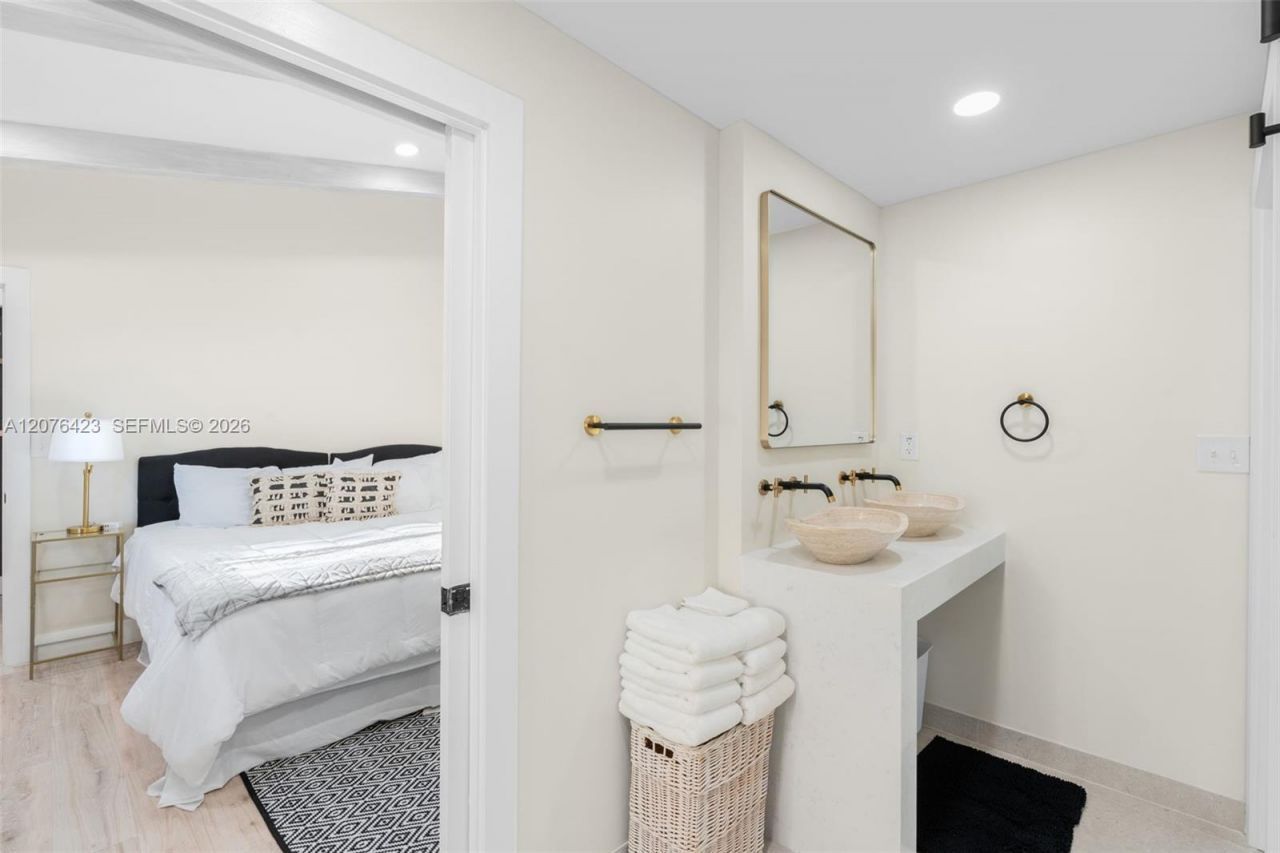 516 NE 6th Ave , Deerfield Beach, FL 33441 Photo