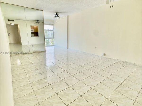 17560 Atlantic Blvd , Unit 503, Sunny Isles Beach, FL 33160