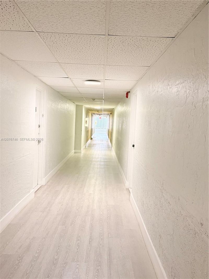 17560 Atlantic Blvd, Unit 503, Sunny Isles Beach, FL 33160 Photo