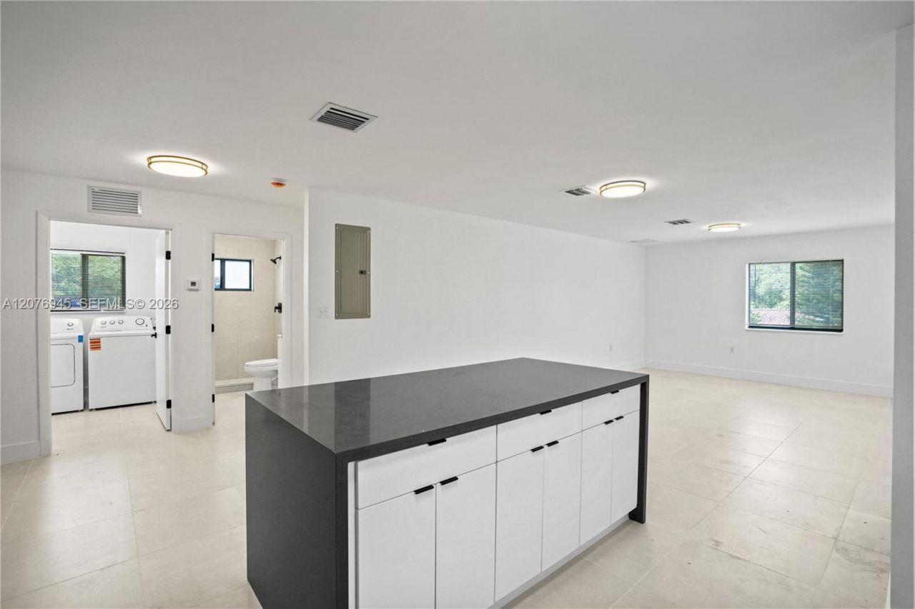 5819 NW 30th Ave, Unit 5819, Miami, FL 33142 Photo