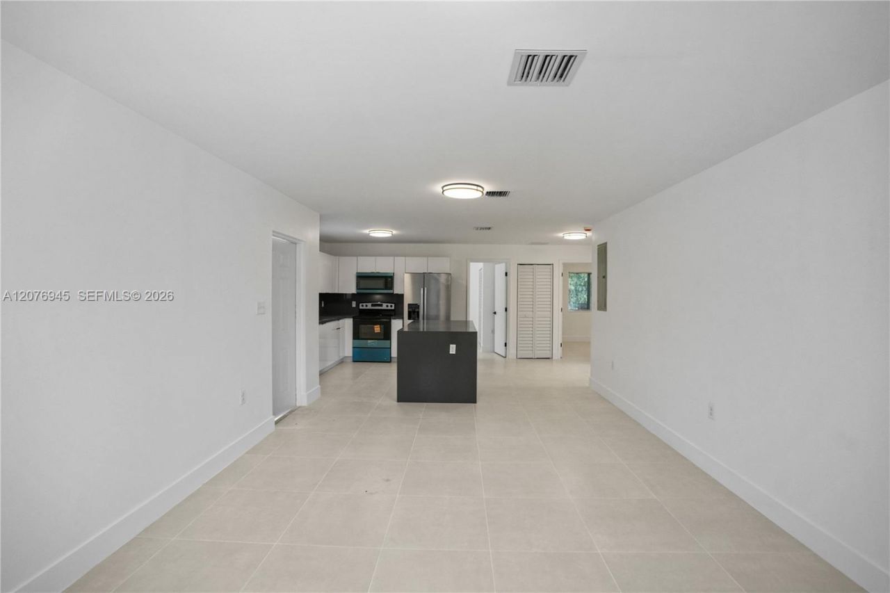 5819 NW 30th Ave, Unit 5819, Miami, FL 33142 Photo