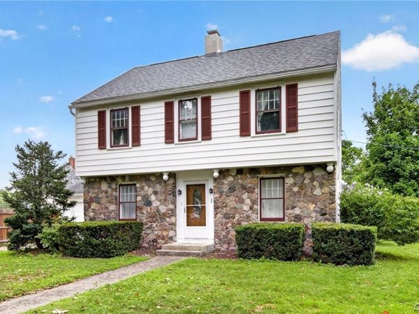 4 Melvin Avenue , Cortland, NY 13045
