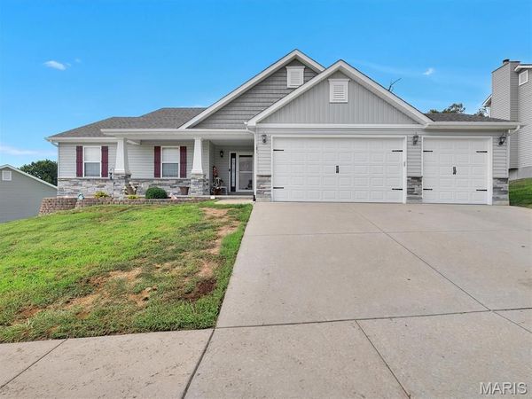181 Hidden Valley Way, Winfield, MO 63389