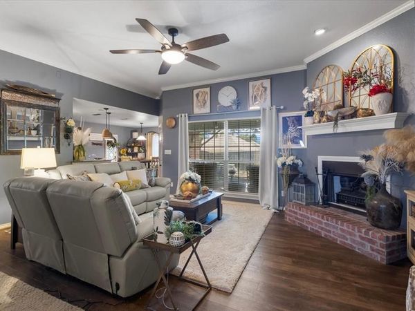 107 N Collin Drive, Chandler, TX 75758