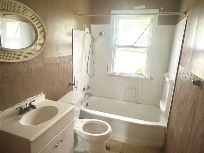 3927 E 153rd Street, Cleveland, OH 44128 Photo 9