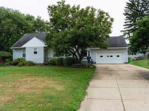 1454 Hagey Drive, Barberton, OH 44203