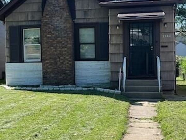 3740 Monroe Street , Gary, IN 46408