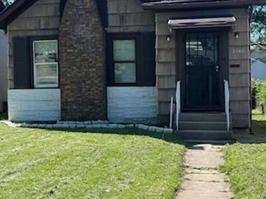 Main Photo