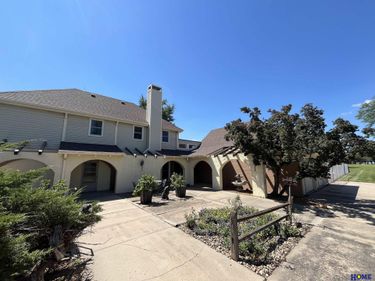 1700 W Ridge Road, Lincoln, NE 68523