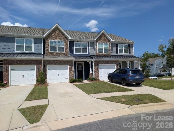 6324 Keeton Lane , Harrisburg, NC 28075
