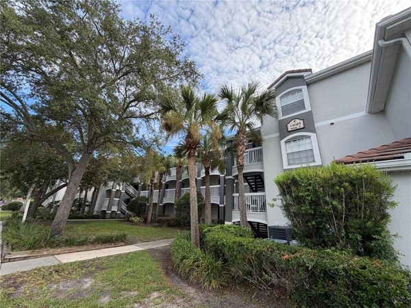 14037 FAIRWAY ISLAND DRIVE , Unit 211, ORLANDO, FL 32837