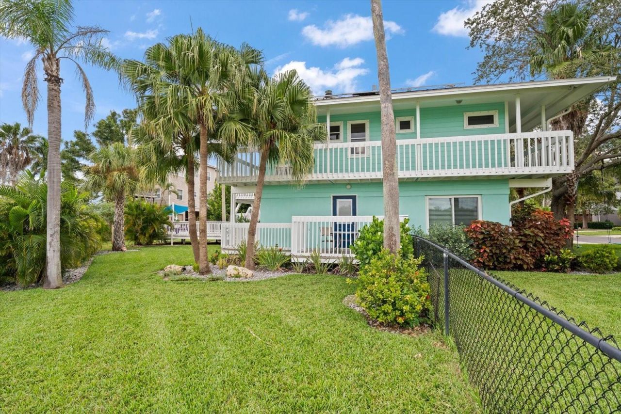 7500 141st Street, Seminole, FL 33776 Photo