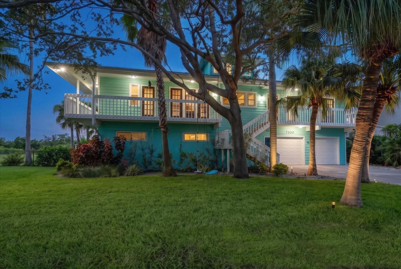 7500 141st Street, Seminole, FL 33776 Photo