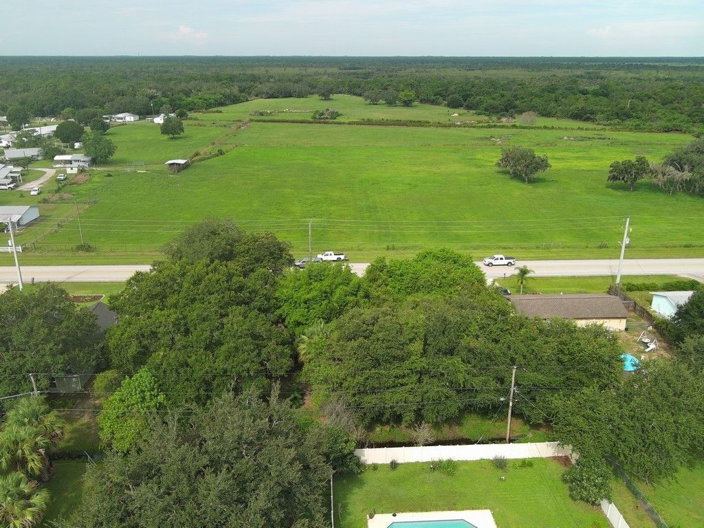 649 Roseland Road, Sebastian, FL 32958 Photo
