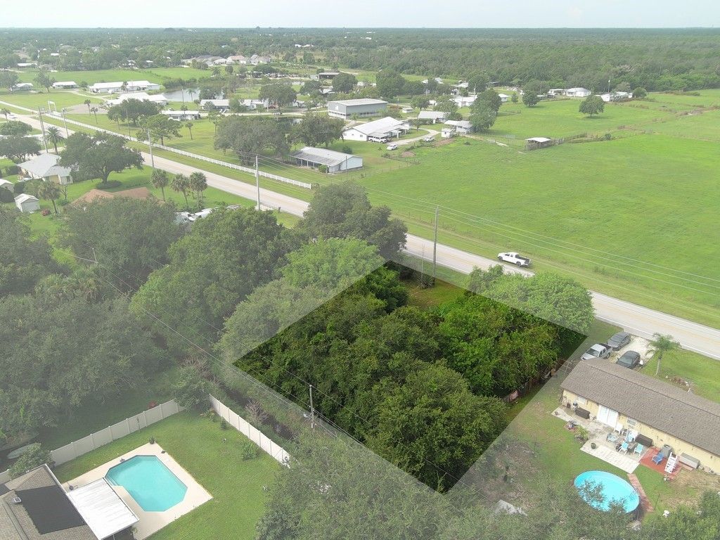 649 Roseland Road, Sebastian, FL 32958 Photo