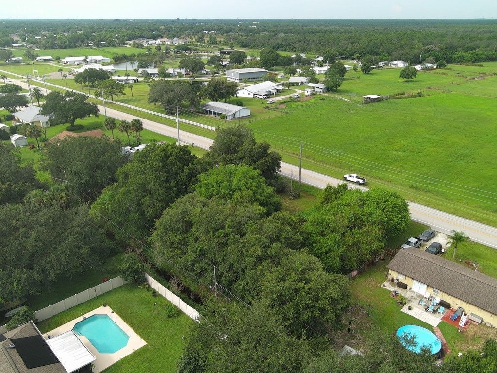 649 Roseland Road, Sebastian, FL 32958 Photo